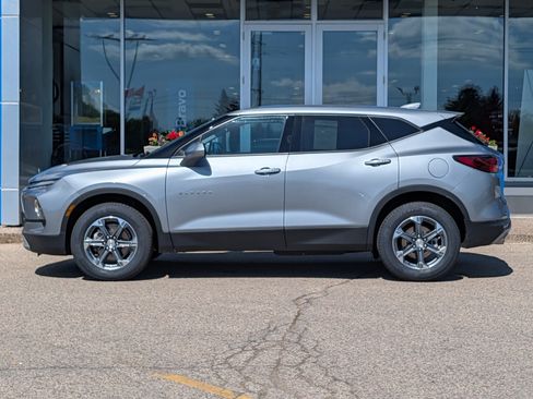 Certified 2025 Chevrolet Blazer LT AWD/4WD image 5