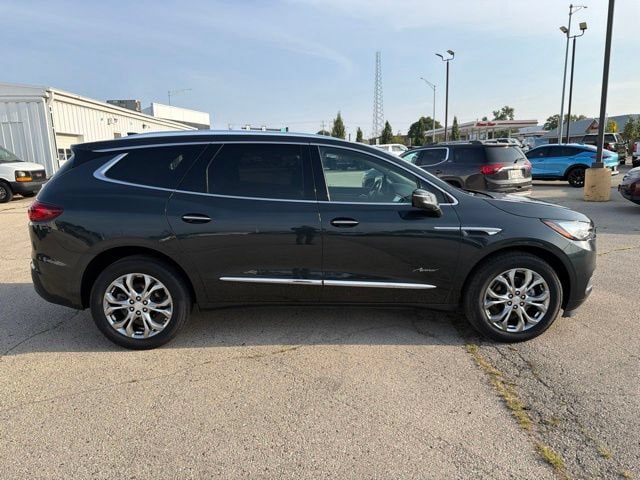 Used 2021 Buick Enclave Avenir w/ Avenir Technology Package AWD/4WD image 6