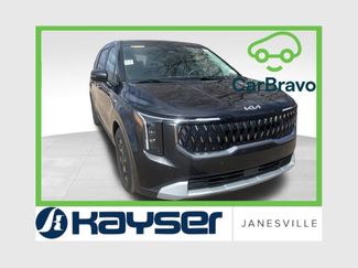 Used 2025 Kia Carnival video 1