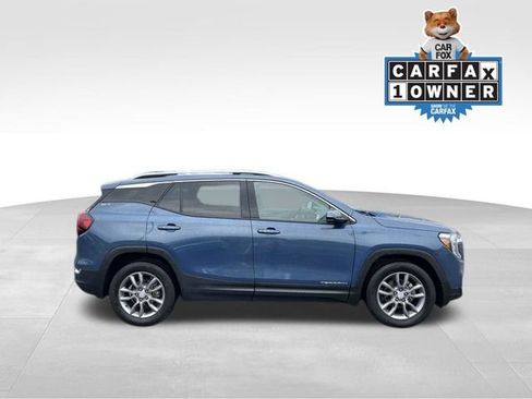 Used 2024 GMC Terrain SLT AWD/4WD image 1