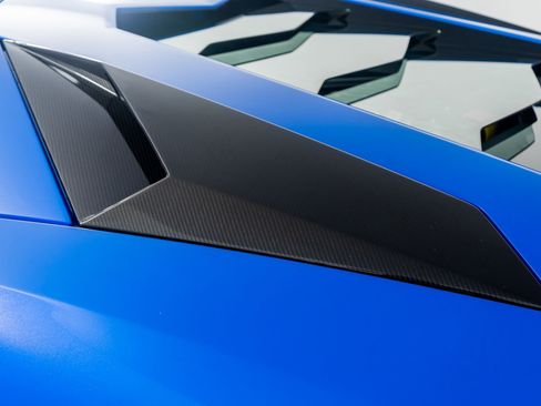 Used 2018 Lamborghini Aventador S image 28