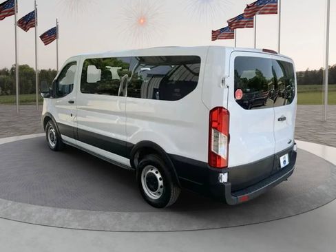 Used 2020 Ford Transit 150 XL image 28