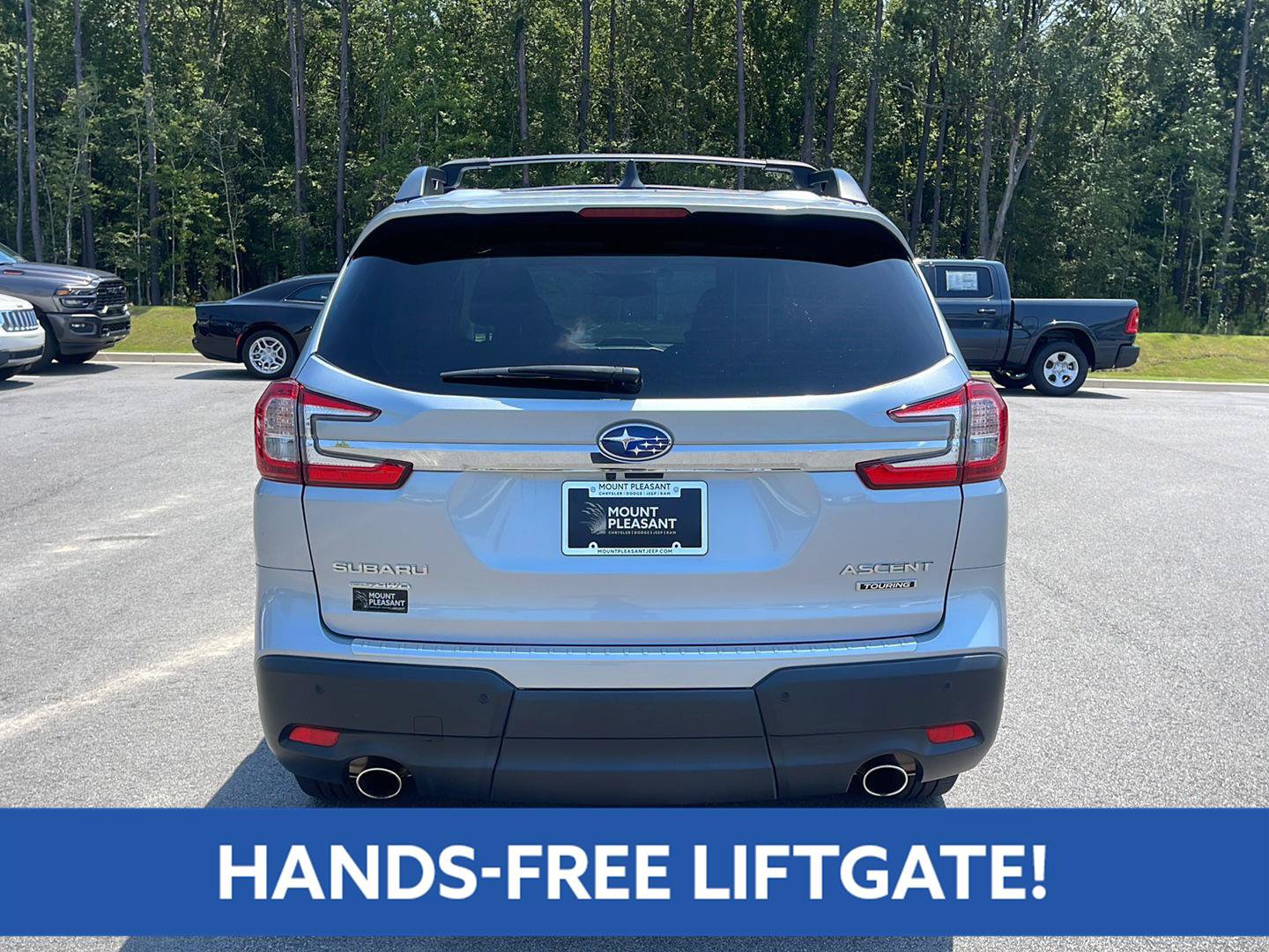 Used 2024 Subaru Ascent Touring w/ Popular Package #2 AWD/4WD image 8