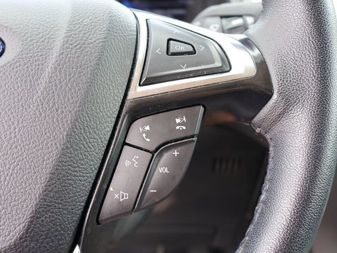 Used 2024 Ford Edge SEL AWD/4WD image 13