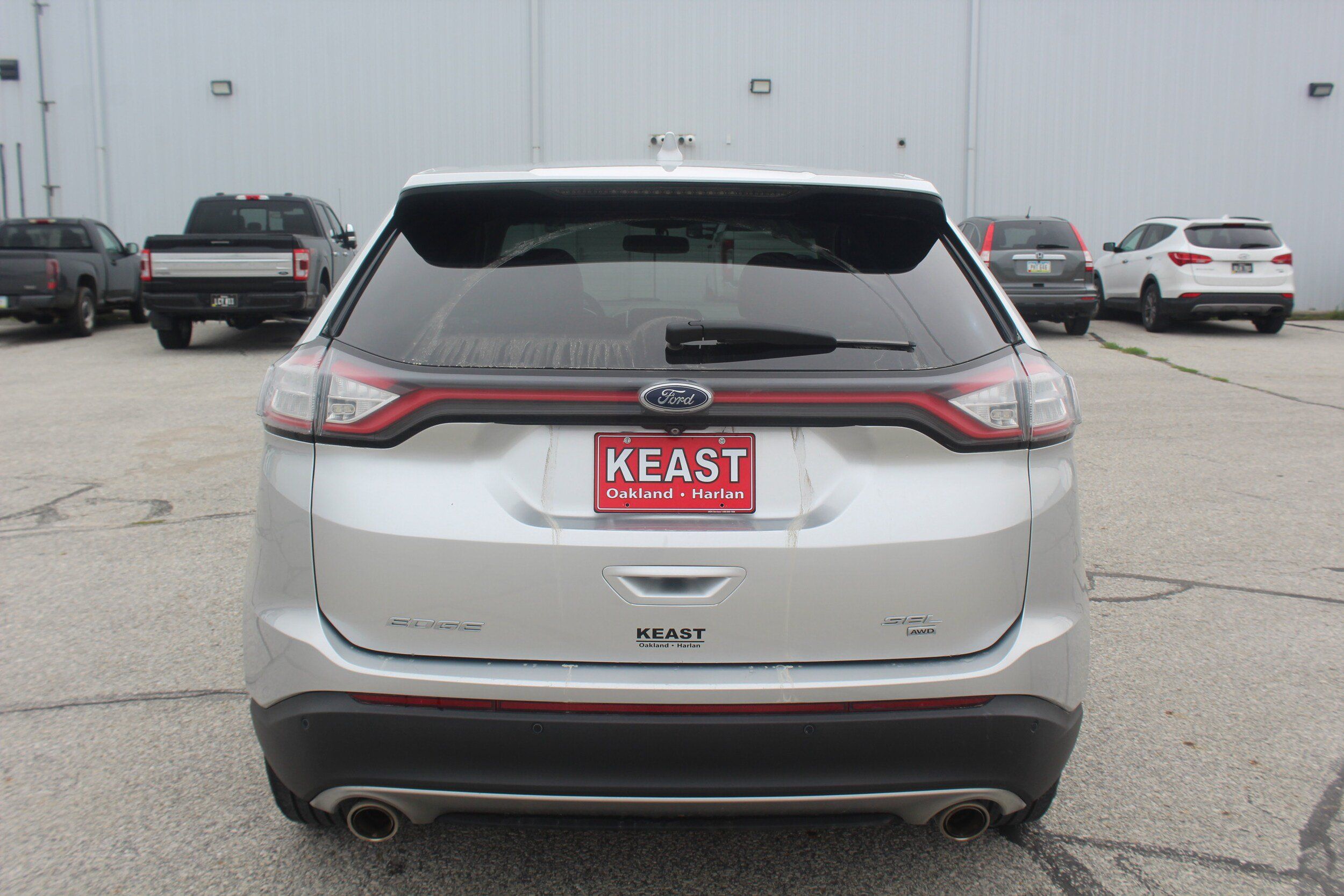 Used 2016 Ford Edge SEL w/ Equipment Group 201A AWD/4WD image 3