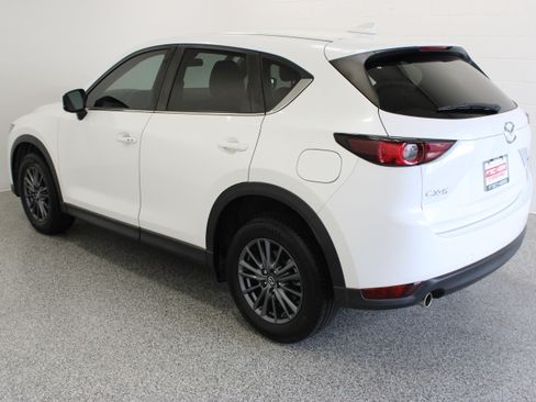 Used 2021 MAZDA CX-5 Touring FWD image 9