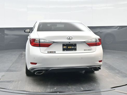 Used 2016 Lexus ES 350 w/ Premium Package w/Wood Trim image 5