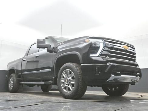 New 2026 Chevrolet Silverado 2500 High Country w/ Technology Package AWD/4WD image 46