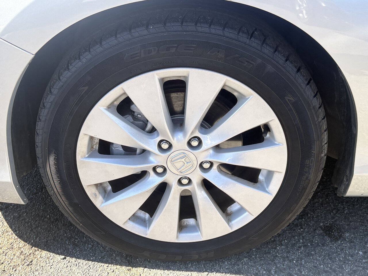 Used 2015 Honda Accord EX-L image 22