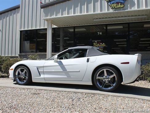Used 2007 Chevrolet Corvette Convertible w/ Preferred Equipment Group RWD image 4