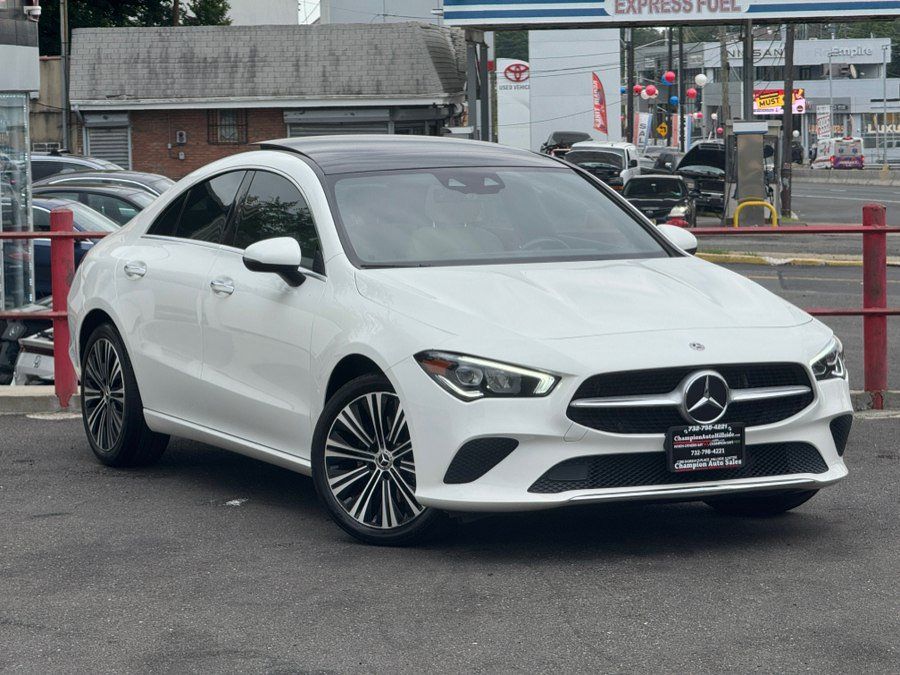 Used 2023 Mercedes-Benz CLA 250 4MATIC image 11