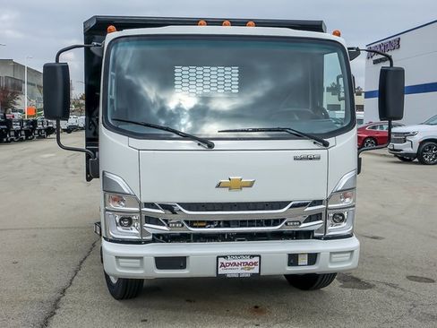 New 2024 Chevrolet Low Cab Forward image 8