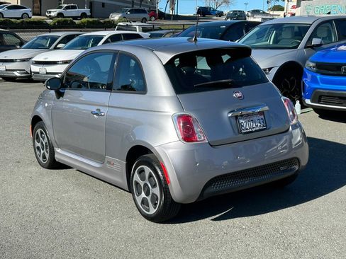 Used 2018 FIAT 500 e image 7
