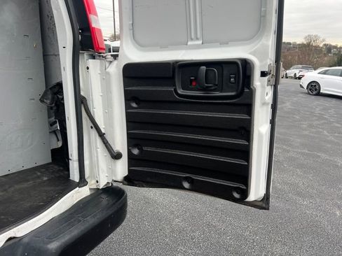 Used 2021 Chevrolet Express 2500 Work Van w/ Driver Convenience Package image 21