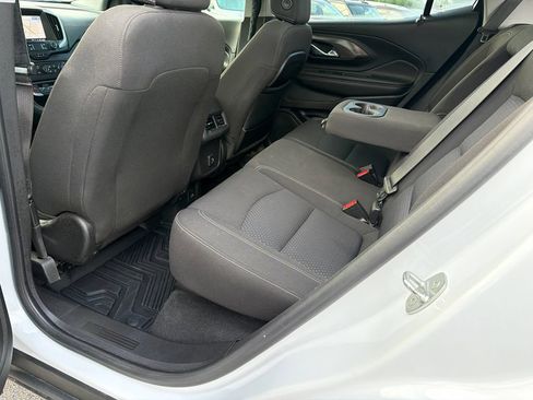 Used 2023 GMC Terrain SLE w/ Driver Convenience Package FWD image 21