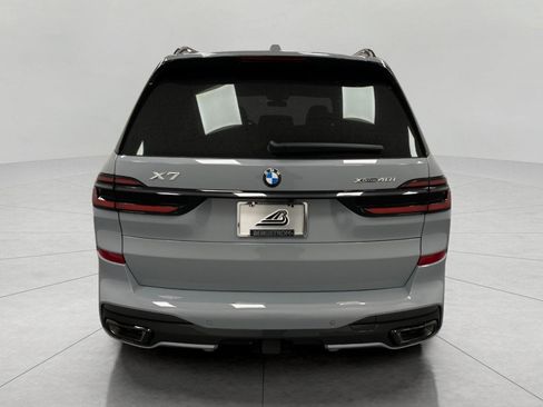 New 2026 BMW X7 xDrive40i image 5