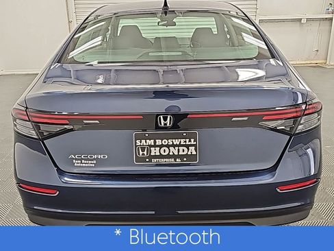 Used 2025 Honda Accord SE image 8