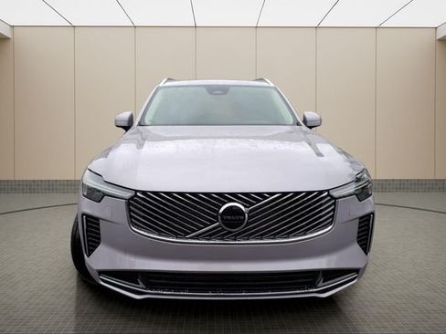 New 2026 Volvo XC90 B6 Core w/ Protection Package Premier AWD/4WD image 4
