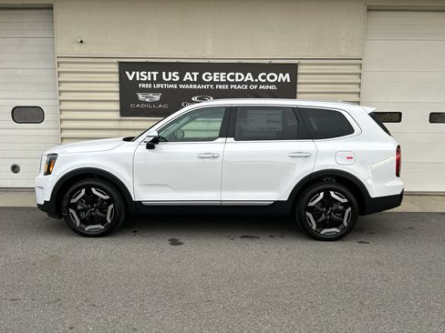 New 2025 Kia Telluride S image 34
