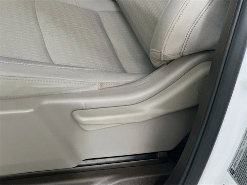 Used 2024 Chevrolet Silverado 2500 LT image 22