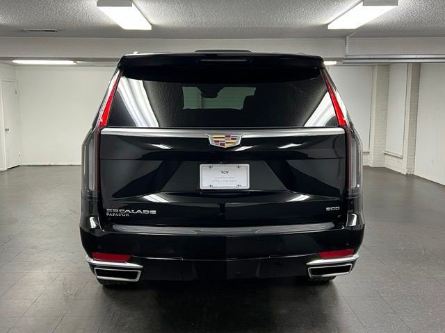 Certified 2024 Cadillac Escalade Premium Luxury AWD/4WD image 4