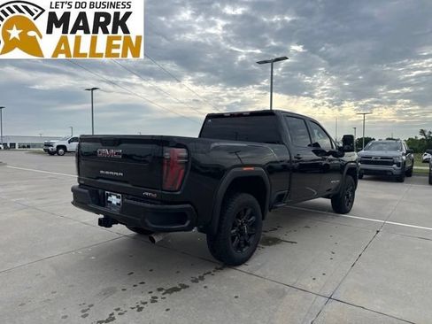 Used 2025 GMC Sierra 2500 AT4 AWD/4WD image 5