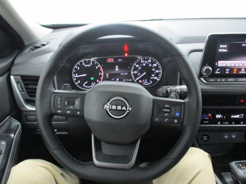 New 2026 Nissan Rogue SV image 17