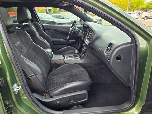 Used 2022 Dodge Charger Scat Pack w/ Daytona Edition Group RWD image 38