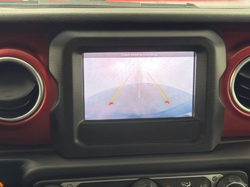 Used 2020 Jeep Wrangler Unlimited Rubicon w/ LED Lighting Group image 19