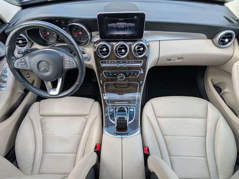 Used 2017 Mercedes-Benz C 300 4MATIC Sedan image 23