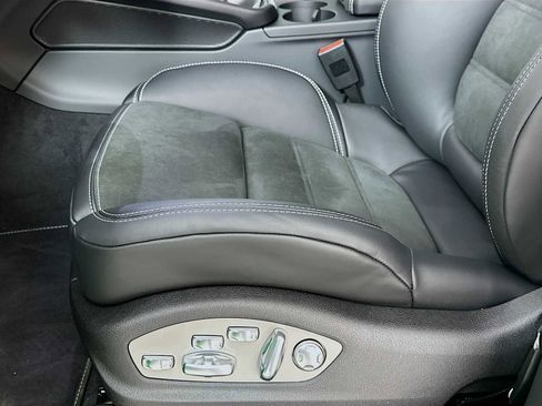 New 2026 Porsche Macan GTS AWD/4WD image 12