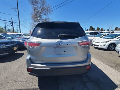 Used 2015 Toyota Highlander Plus image 4
