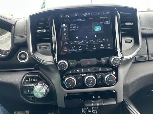Used 2024 RAM 1500 Laramie AWD/4WD image 20