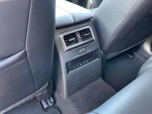 Certified 2024 MAZDA CX-90 Plug-In Hybrid w/ Preferred AWD/4WD image 9