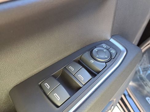 Used 2023 Chevrolet Silverado 1500 LT image 14