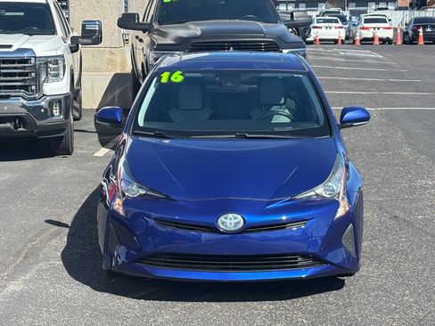Used 2016 Toyota Prius Four image 31