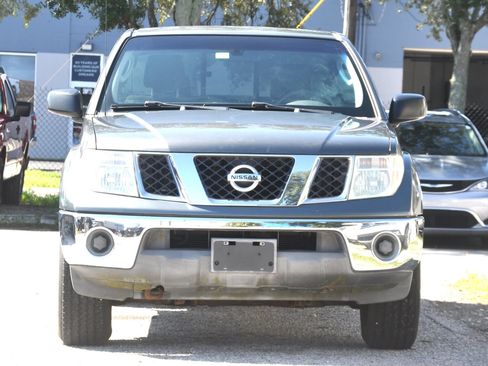 Used 2006 Nissan Frontier SE w/ (P01) Power Pkg RWD image 2