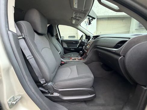 Used 2014 Chevrolet Traverse LT FWD image 34