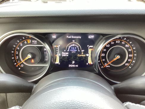 Used 2023 Jeep Gladiator Sport image 23