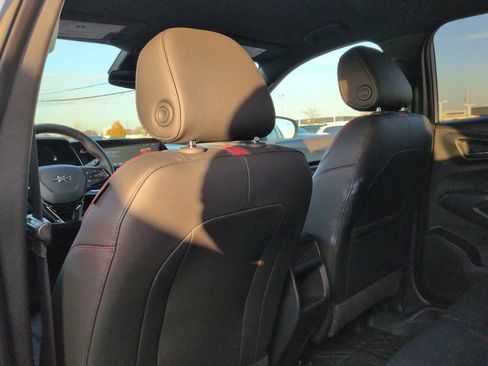 Used 2024 Chevrolet Trax RS w/ Driver Confidence Package image 18