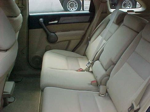 Used 2009 Honda CR-V LX image 9