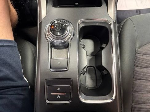 Used 2020 Ford Fusion SE FWD image 37