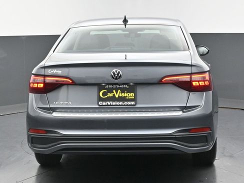 Used 2024 Volkswagen Jetta S image 4