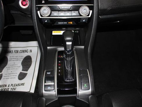 Used 2017 Honda Civic Touring image 17