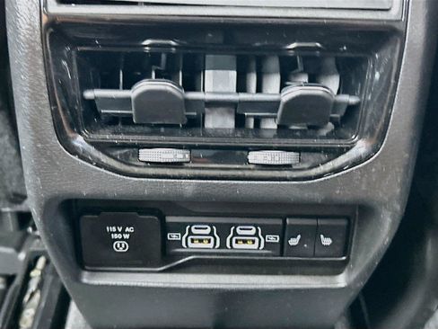 Used 2022 Jeep Grand Cherokee Limited AWD/4WD image 21