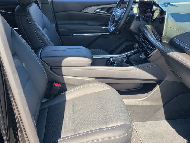 Used 2026 Chevrolet Traverse LT FWD image 15