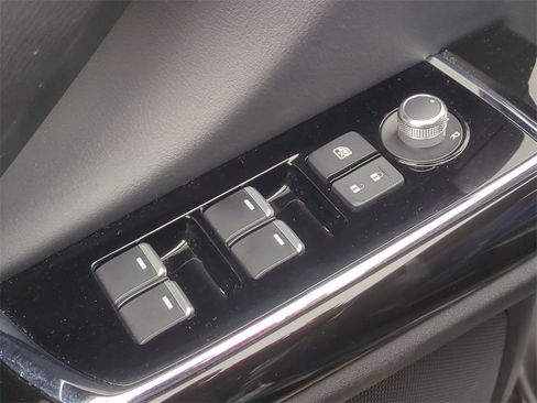 Used 2023 MAZDA CX-9 Touring image 12