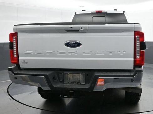 Used 2024 Ford F250 Lariat w/ FX4 Off-Road Package AWD/4WD image 3