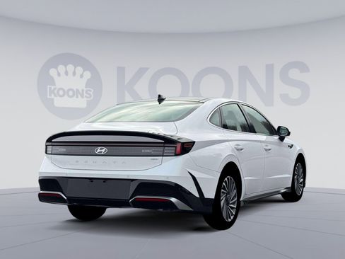 New 2026 Hyundai Sonata Limited FWD image 10