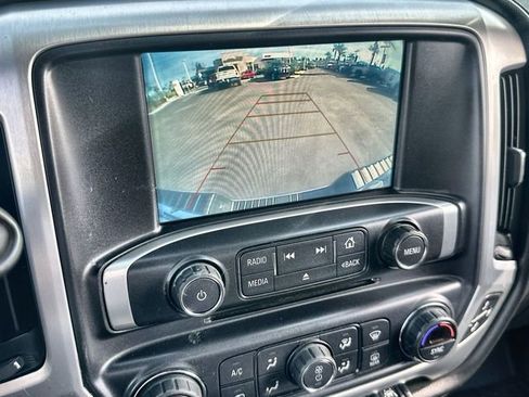 Used 2018 GMC Sierra 1500 SLT image 15